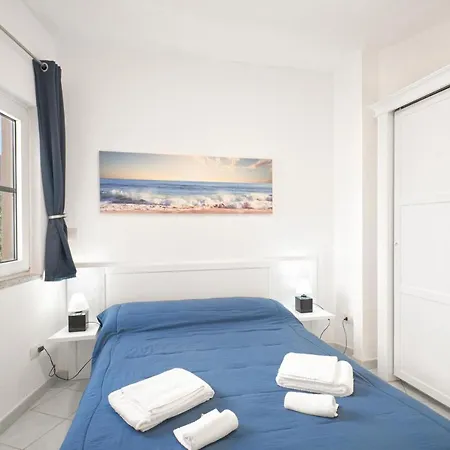 Calarossa Bay Lägenhet